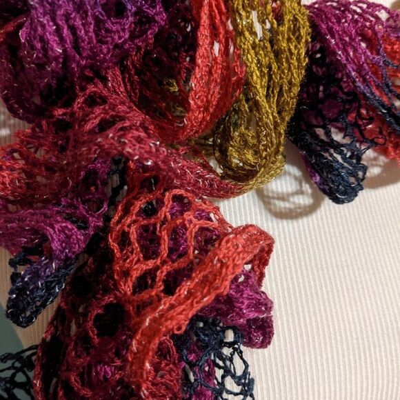 WOMEN'S MULTI COLOR W/SILVER METALLIC ACCENTS DELICATE CROCHETED SCARF - Picture 3 of 3